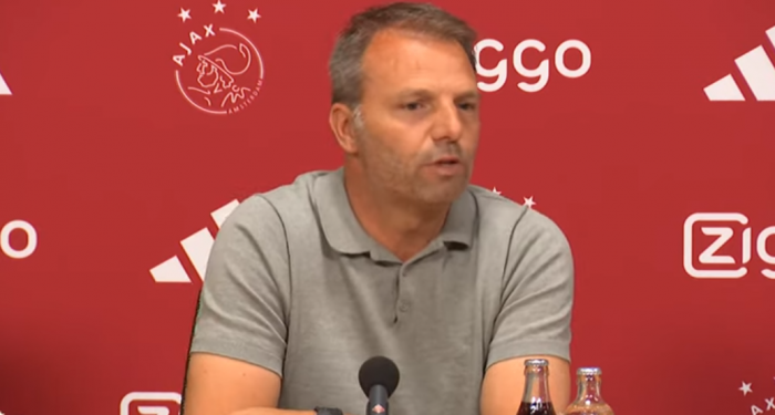 Gigant dołuje. Szefowie holenderskiego hegemona postanowili szukać ratunku i zwolnili trenera